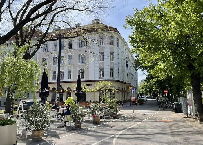 Am Vogelweiplatz Daire *
